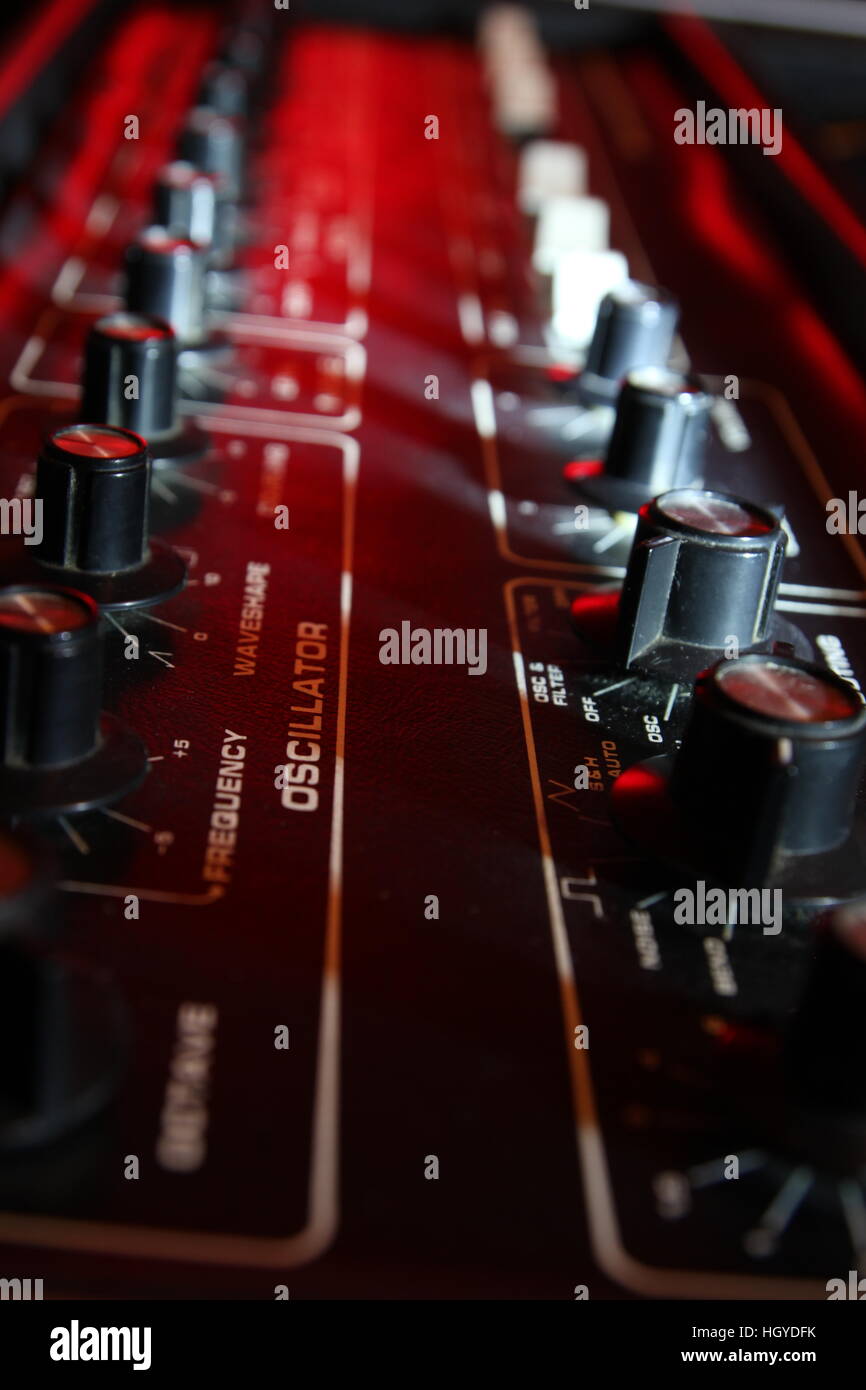 Synthesizer knobs hires stock photography and images Alamy