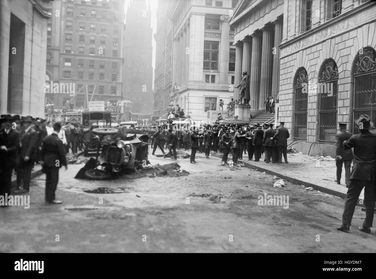 Damage from Terrorist Bomb Explosion, Wall Street, New York City, New York, USA, Bain News Service, September 16, 1920 Stock Photo