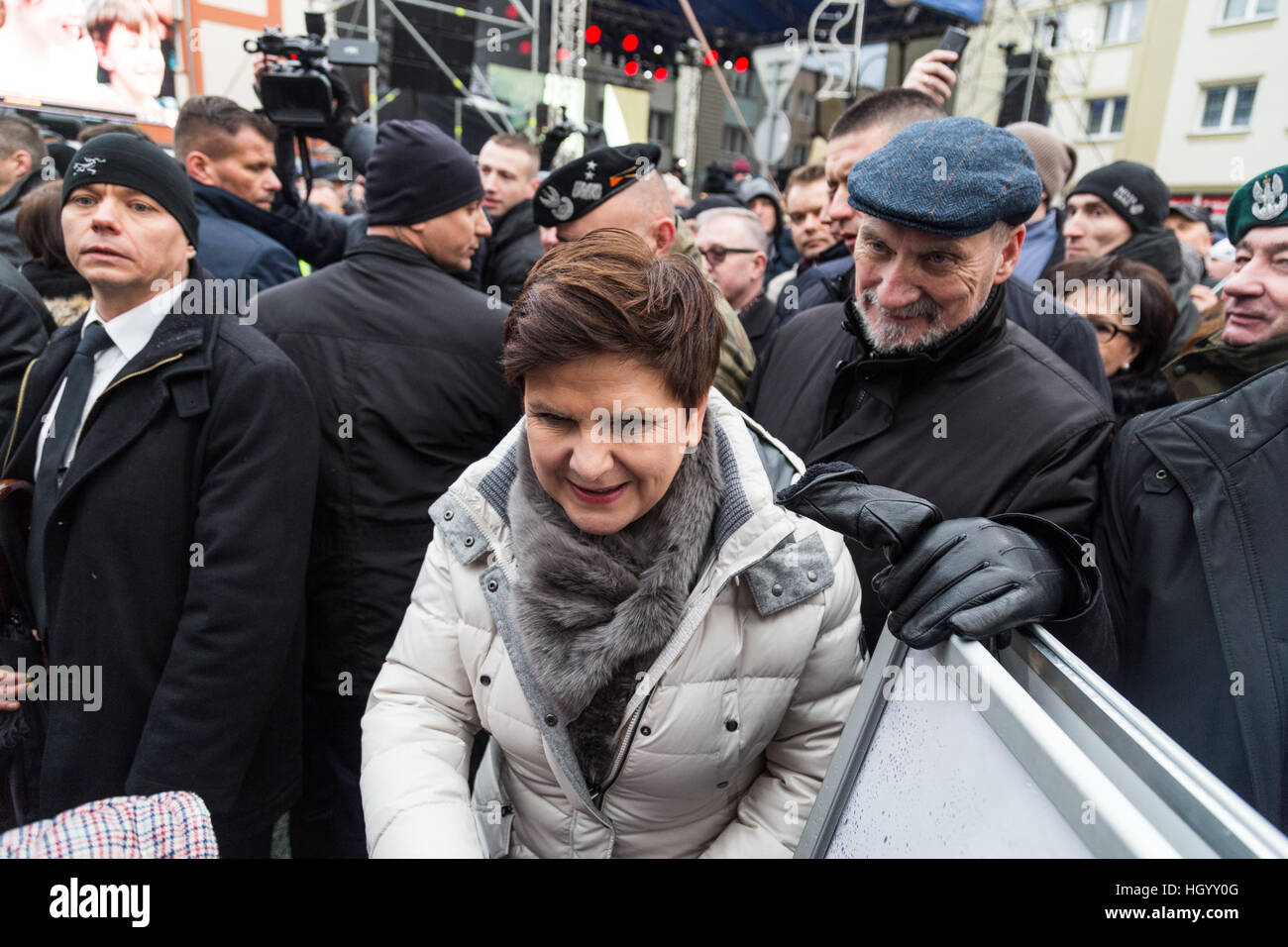 Zagan, Poland. 14th Jan, 2017. The official welcoming ceremony of US troops from ABCT - Armored Brigade Combat Team in Poland with Beata Szydlo - Prime Minister of Poland, Minister of Defense Antoni Macierewicz and US Ambassador in Poland Paul W. Jones Credit: Krzysztof Kaniewski/Alamy Live News Stock Photo