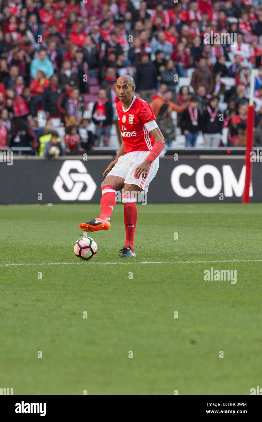 Benfica«s goalkeeper Bruno Varela from Portugal celebrating a goal scored  by Benfica«s forward Jonas from Brazil during the Candido Oliveira Super  Cup match between SL Benfica and Vitoria Guimaraes at Municipal de