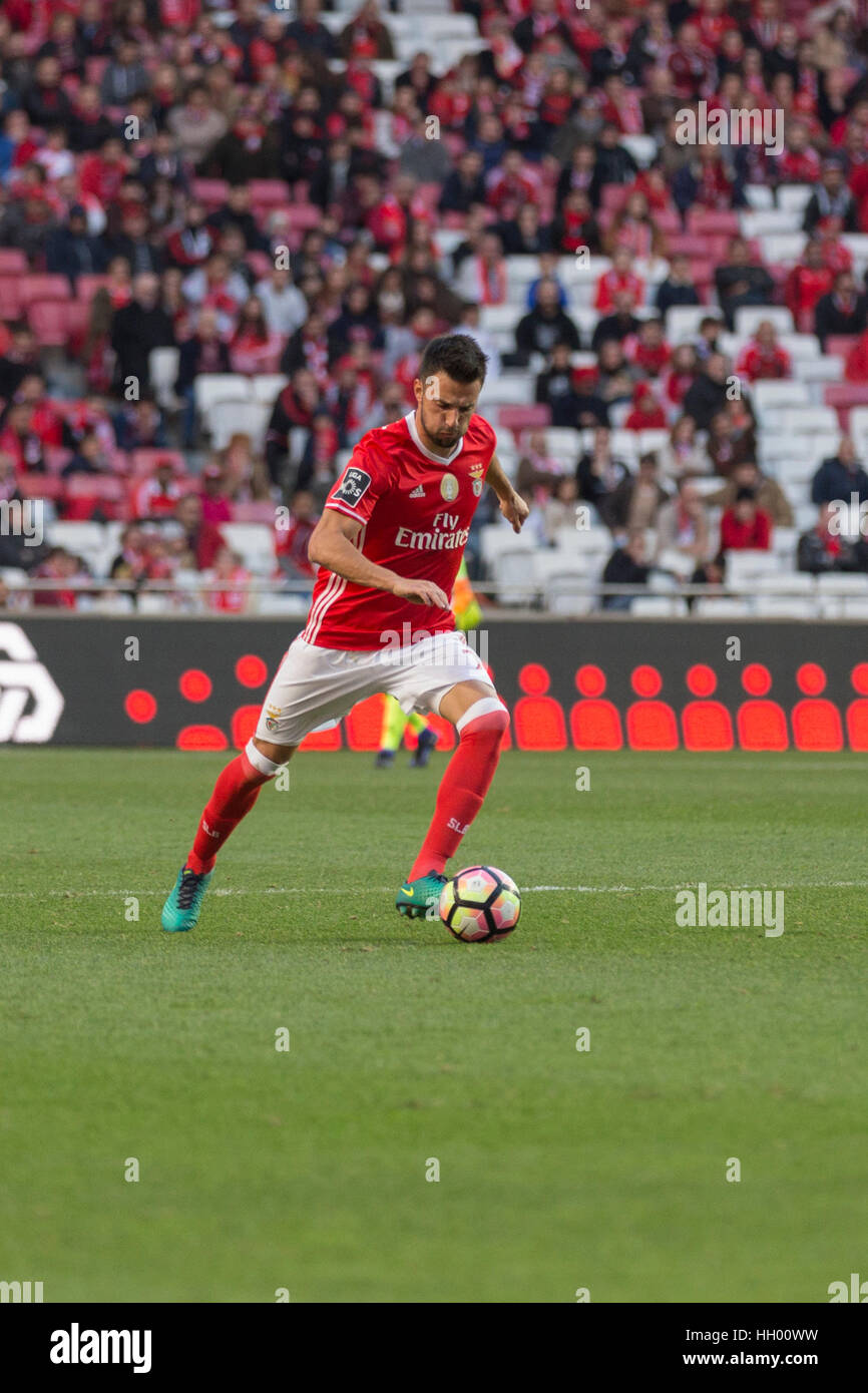Lisbon, Portugal. 14th January, 2017.Benfica's midfielder from Greece Andreas Samaris (7) in action during the game SL Benfica v Boavista FC in Lisbon, Portugal. © Alexandre de Sousa/Alamy Live News Stock Photo