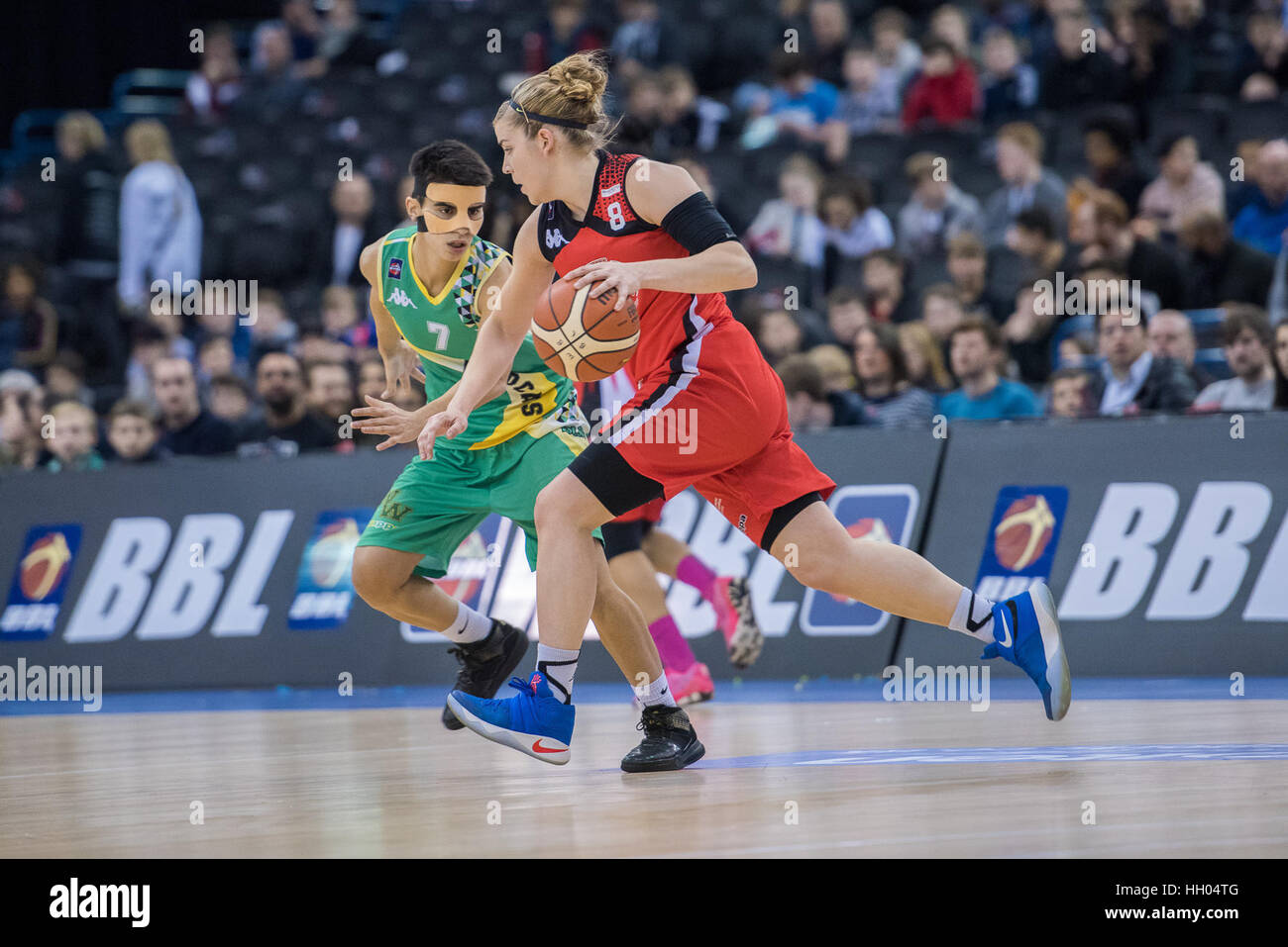 Birmingham, UK, 15 January 2017.  The WBBL Cup Final between Nottingham Wild Cats vs Manchester Mystics held in the Barclaycard Arena, Manchester Mystics Georgia Jones (08) rushes for the basket as Nottingham Wildcats defends Credit: pmgimaging/Alamy Live News Stock Photo