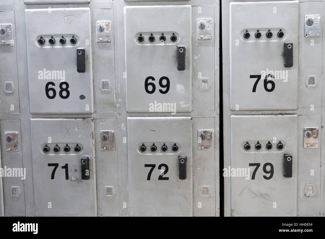 Paid luggage storage on the bus station Stock Photo Alamy