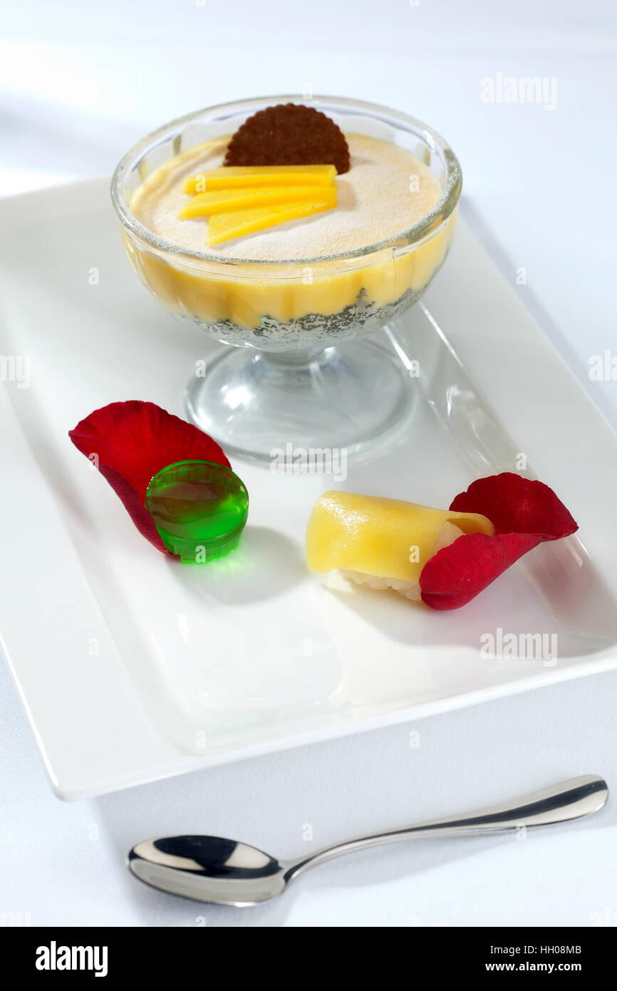 Low sugar dessert hi-res stock photography and images - Alamy
