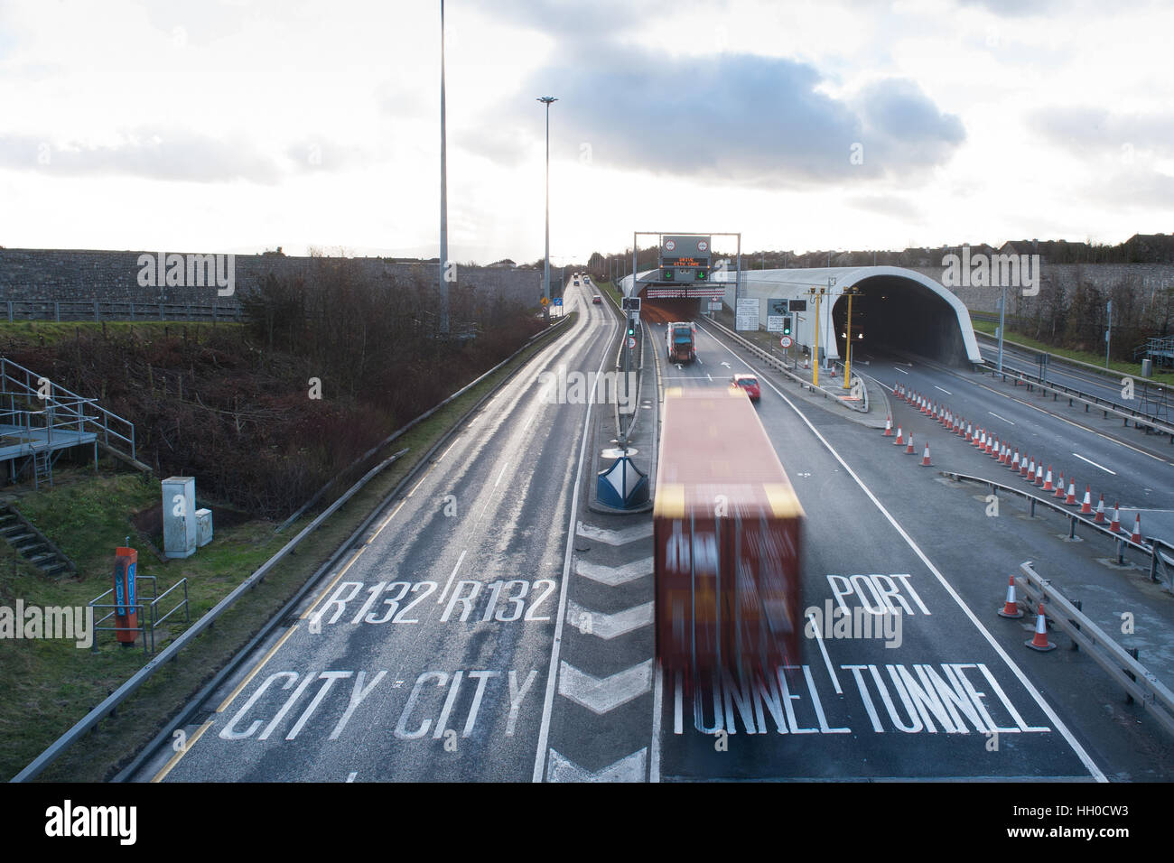 Toll Ports High Resolution Stock Photography and Images Alamy