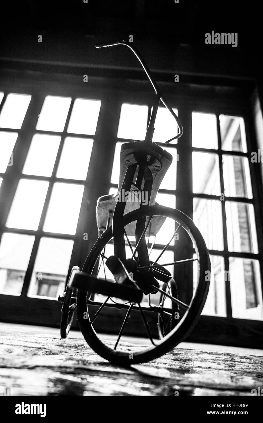 Vintage tricycle hires stock photography and images Alamy