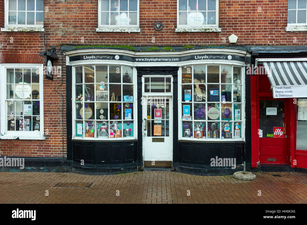 Old chemist's shop hires stock photography and images Alamy
