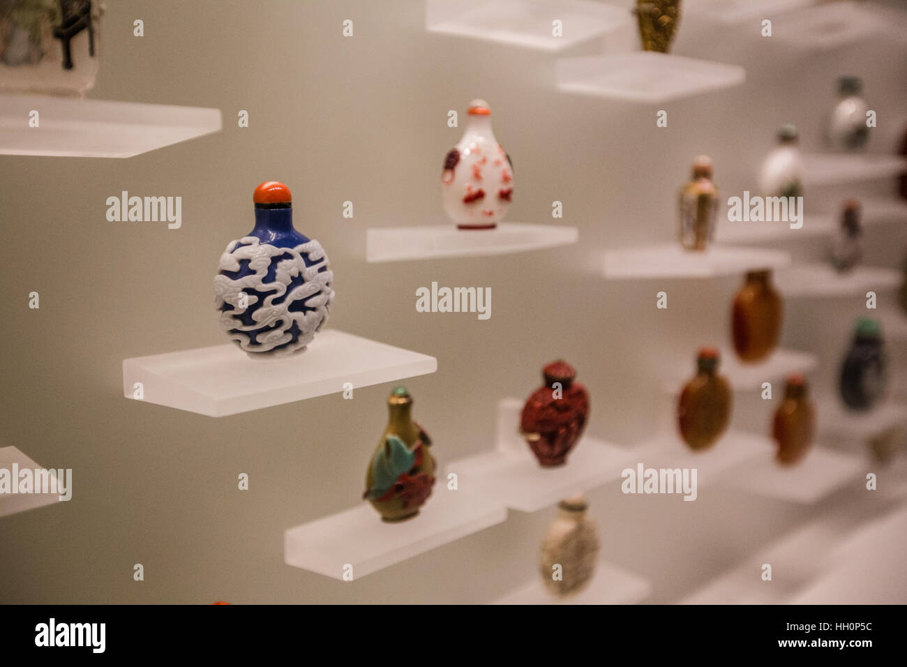Chinese Snuff Bottles - The Walters Art Museum
