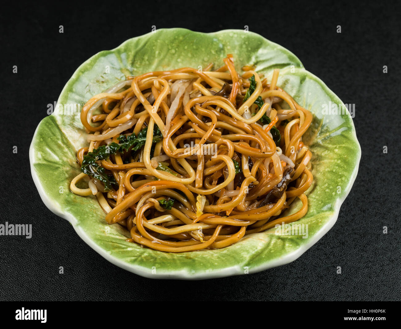 Vegetable chow mein hi-res stock photography and images - Alamy