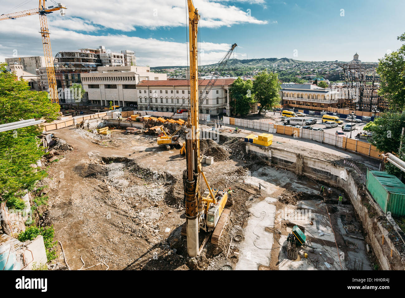 Heavy construction hi-res stock photography and images - Alamy