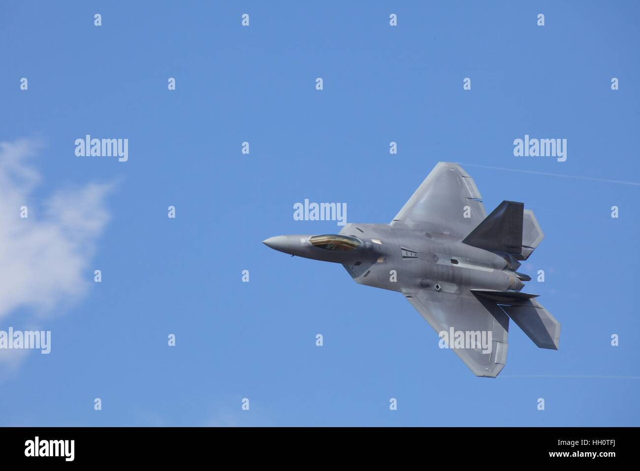 Lockheed Martin F-22 Raptor flyby Stock Photo