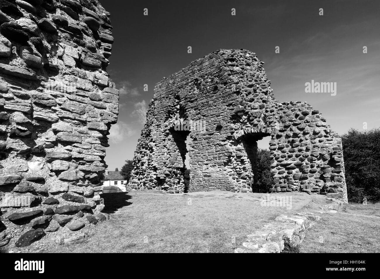 Ruins of Christchurch Castle, the Great Tower, Christchurch town