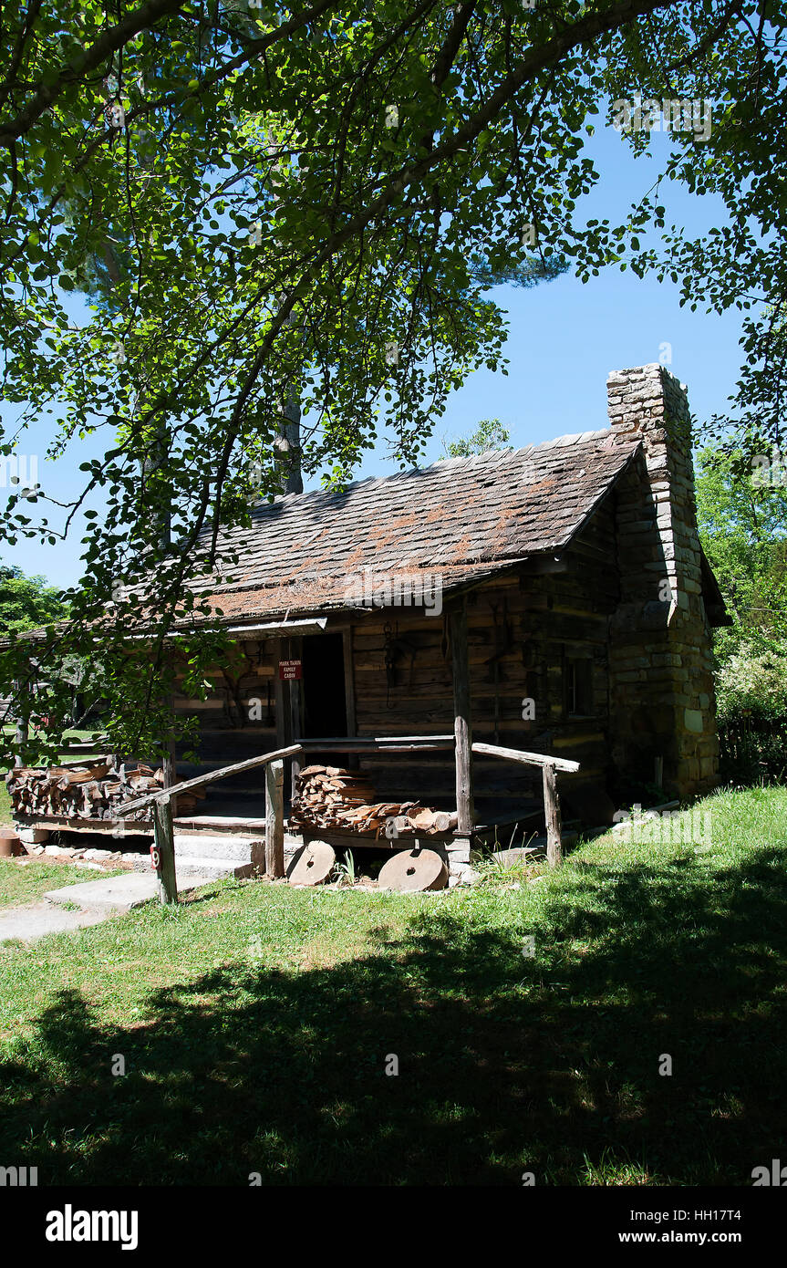 Artifacts and buildings at the Museum of Appalachia in Clinton ...