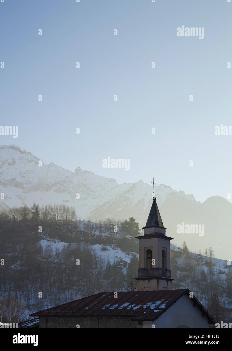 Chiesa Sant'Antonio, Entracque, Cuneo, Piemonte, Italy. The Italian Maratime Alps are in the background. Stock Photo