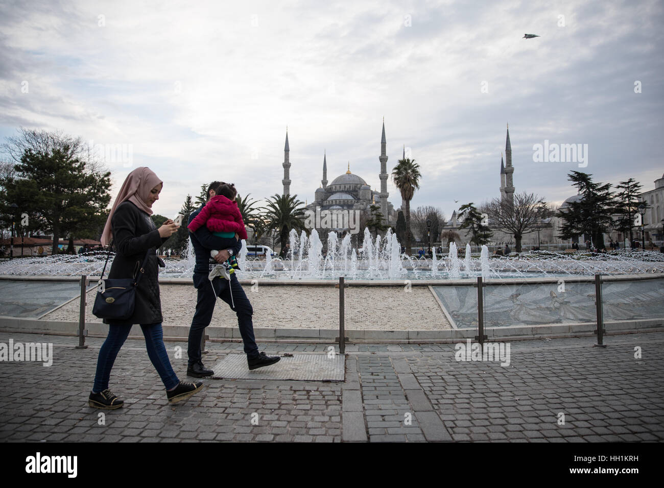 The Blue Mosque (Sultanahmet) in Istanbul, Turkey Stock Photo - Alamy