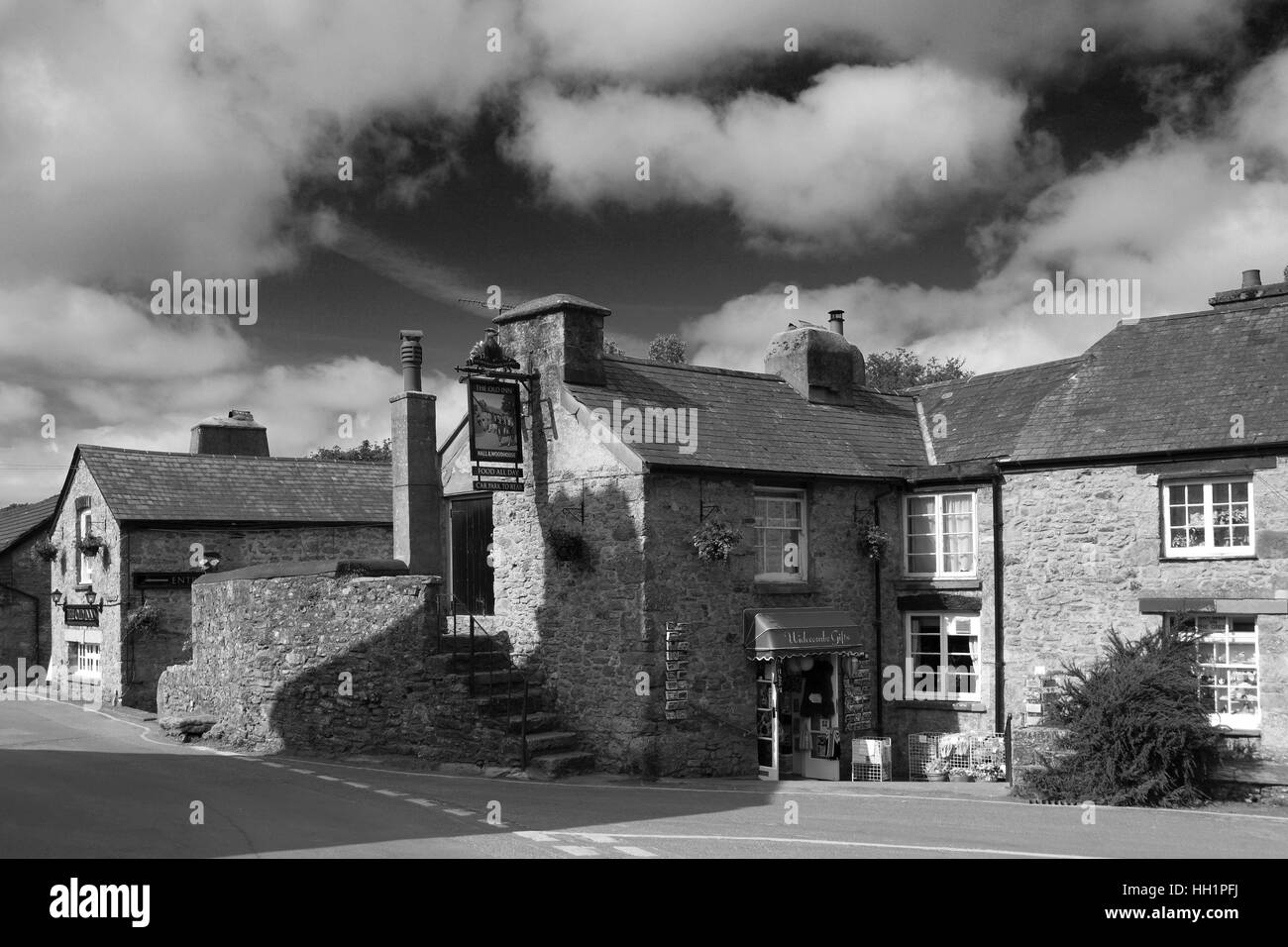 Dartmoor villages hires stock photography and images Alamy