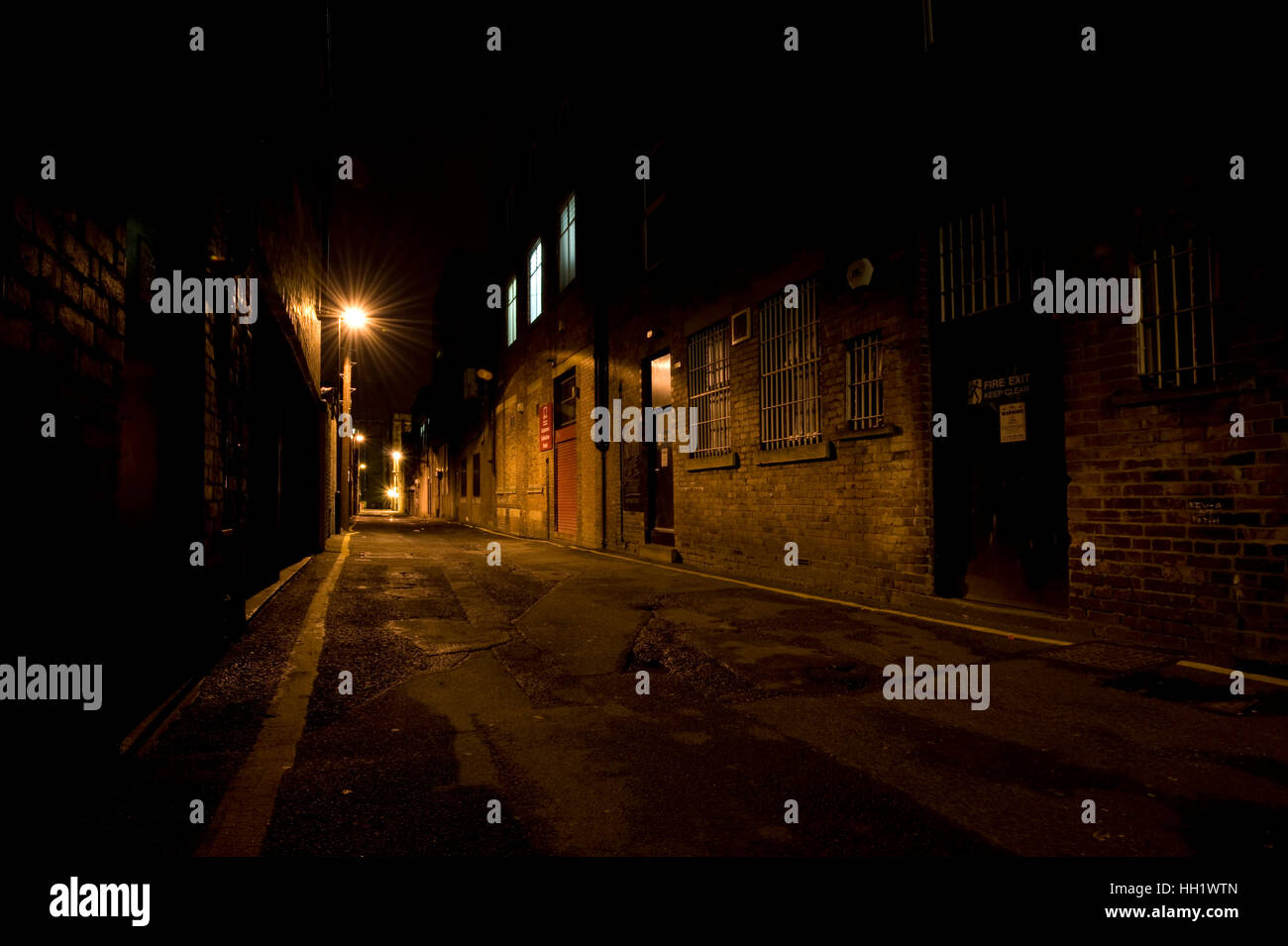 Dark dingy street hires stock photography and images Alamy