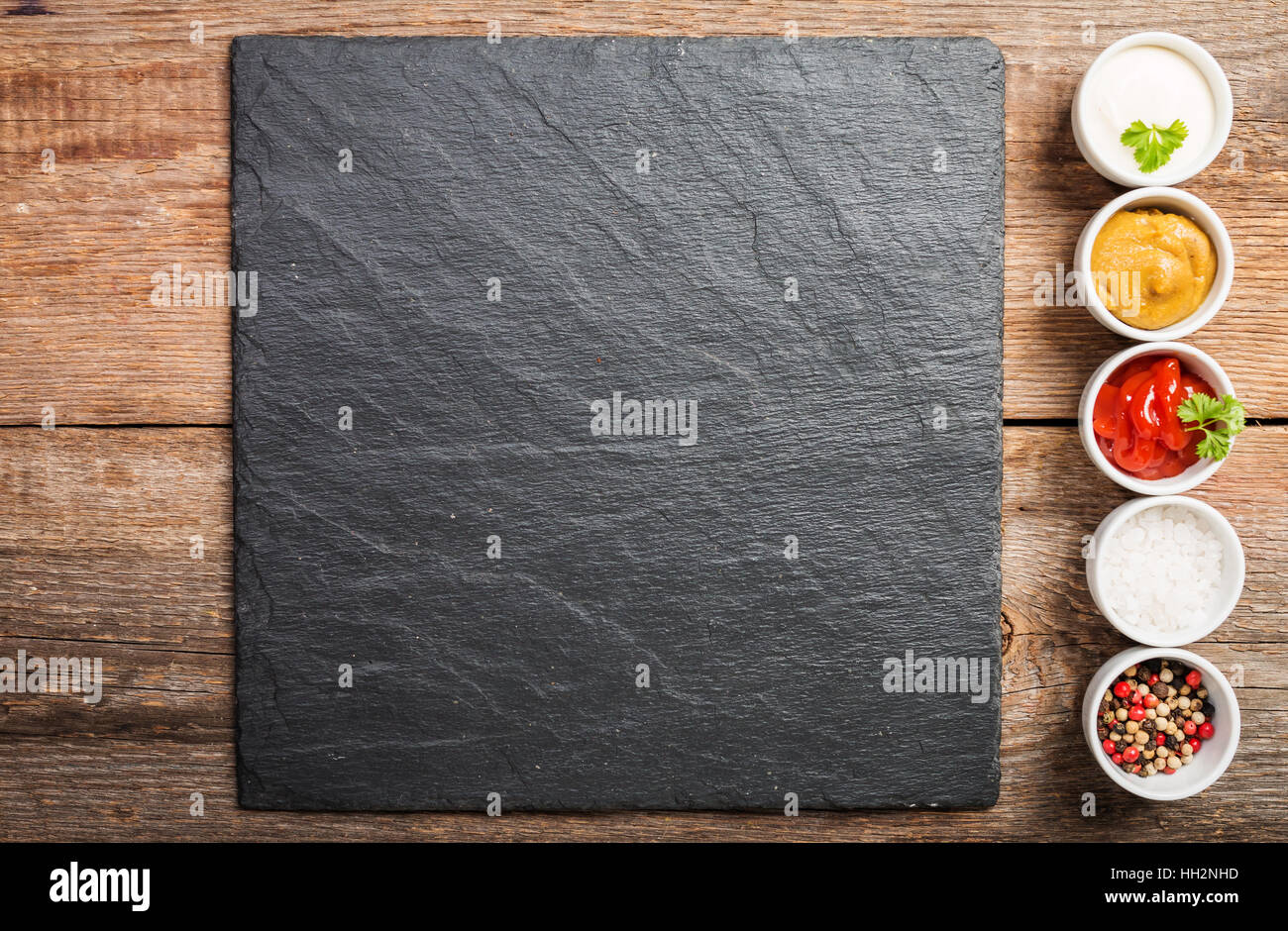 Various dip sauces hi-res stock photography and images - Alamy