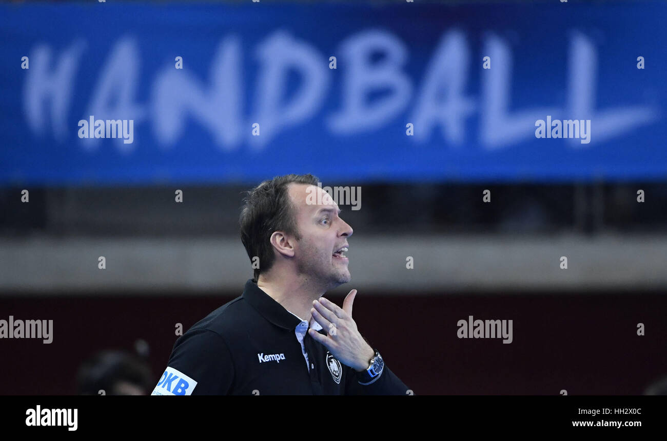 Rouen, France. 15th Jan, 2017. Germany's coach Dagur Sigurdsson reacts