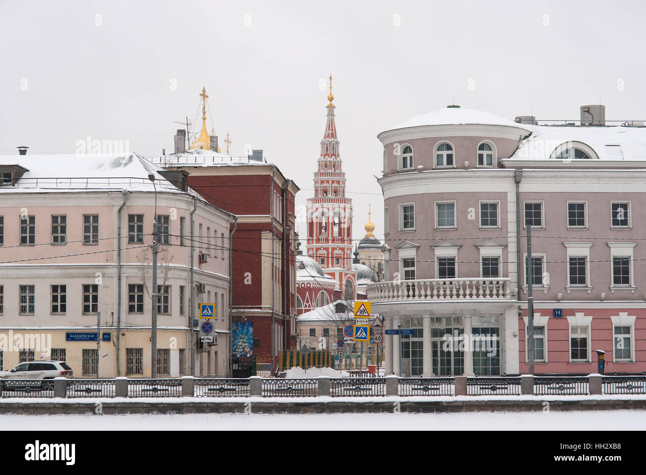 Kadashi church hi-res stock photography and images - Alamy