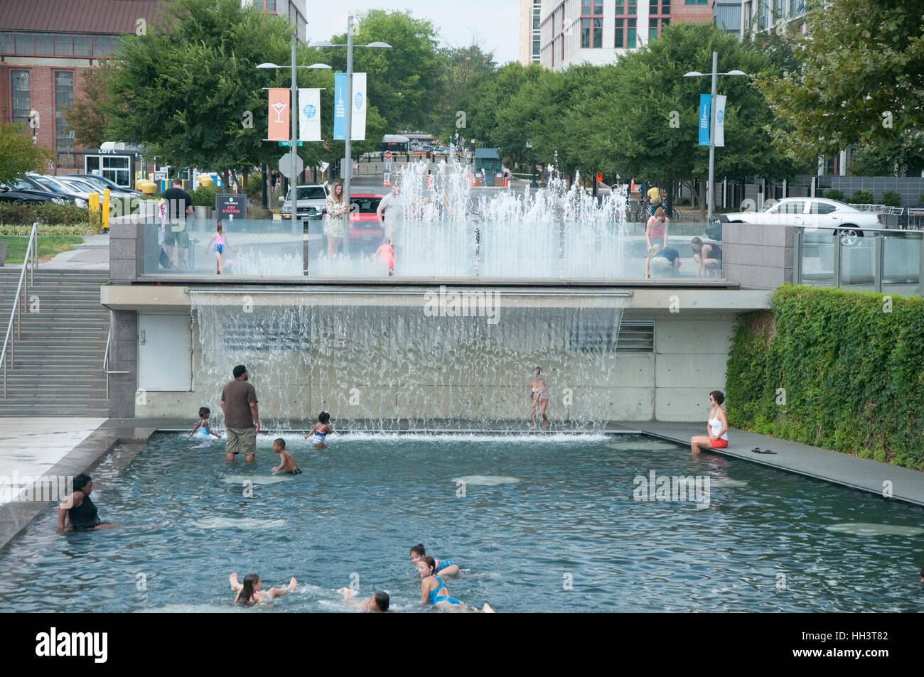 People are splashing in pool at Yards Park in the summer in Washington, DC Stock Photo Alamy