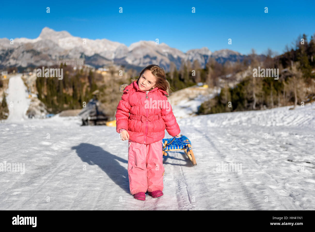 Belle Pull-On Skirt (Snow)