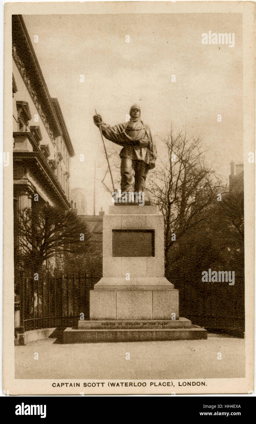 Statue of Captain Robert Falcon Scott (1868-1912), Waterloo Place, London. Stock Photo