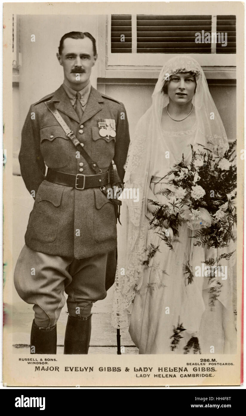The wedding of Major (later Colonel) John Evelyn Gibbs (1879-1932) to Lady Helena Cambridge (born Princess Helena of Teck, a title changed following the outbreak of WW1) (1899-1969) at St. George's Chapel, Windsor Castle, Windsor, Berkshire, England on 2n Stock Photo
