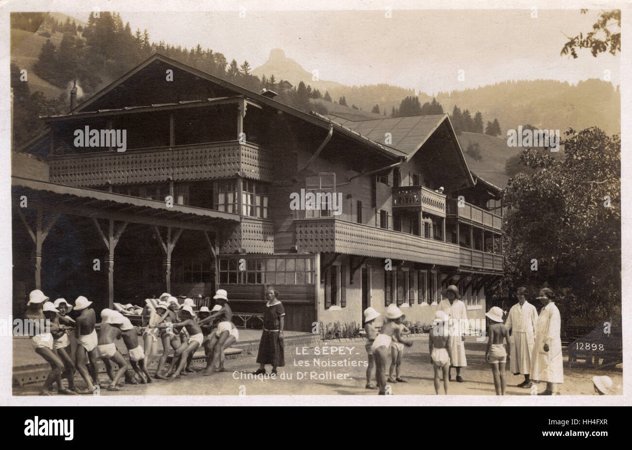 Switzerland -'The Hazels' - A High Altitude Clinic of Dr. Auguste Rollier (The Sun Doctor) at Le Sepey, Cergnat - specialising in Sunlight Cure for children with TB and respiratory conditions (see: 10107353). Stock Photo