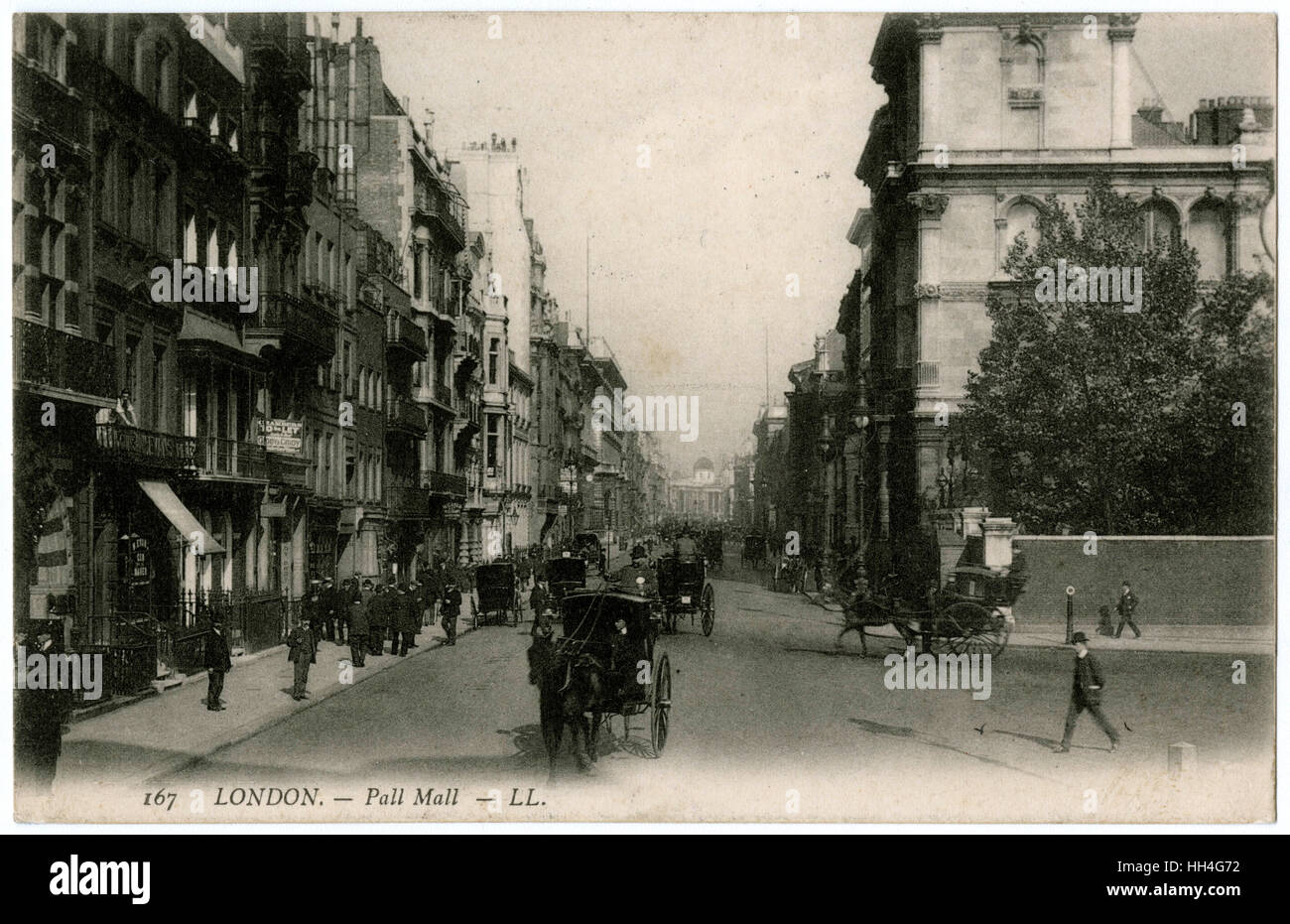 Pall Mall, London - Horse Taxi cabs Stock Photo