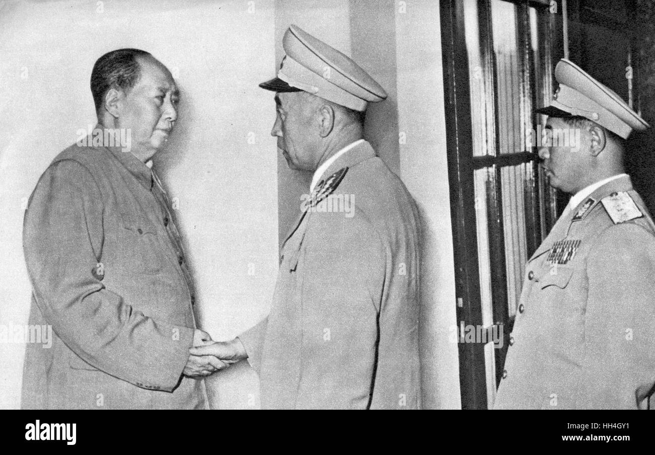 Mao Zedong greeting visitors from North Korea Stock Photo