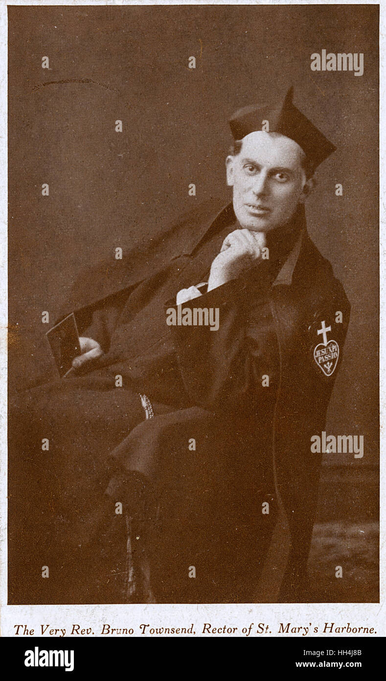 The Very Rev Bruno Townsend, Roman Catholic rector Stock Photo - Alamy
