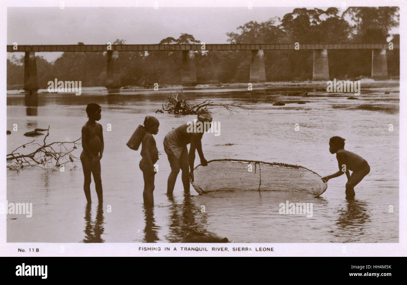 Net fishing 1920s hi-res stock photography and images - Alamy