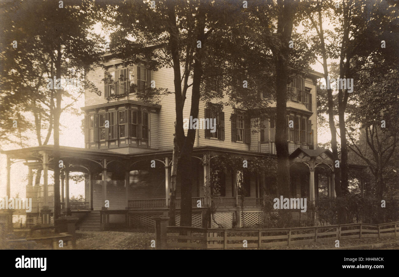 Shaded House High Resolution Stock Photography and Images Alamy