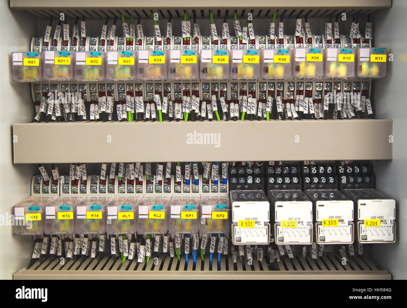 Common electronic components hires stock photography and images Alamy