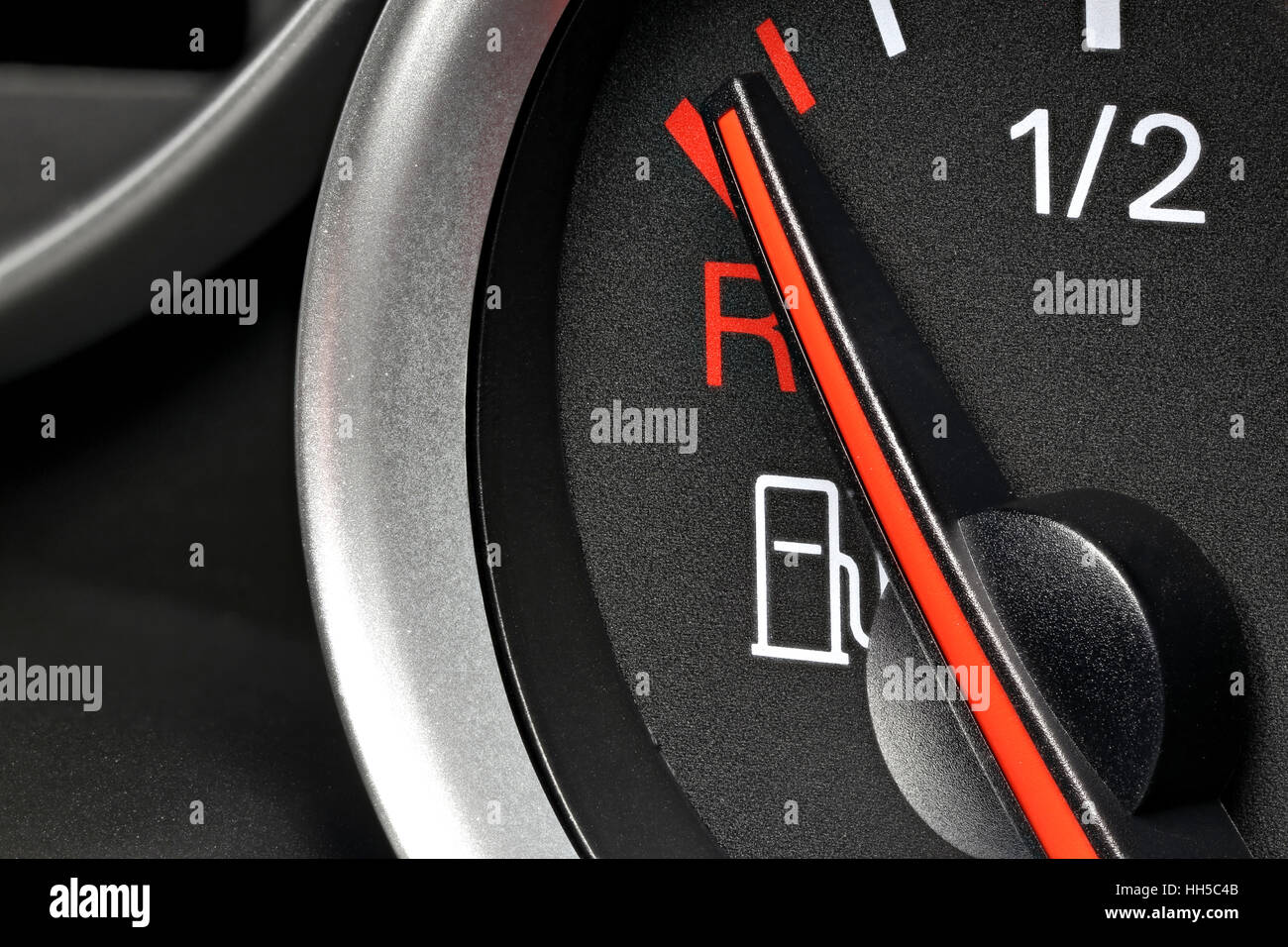 fuel gauge in car dashboard empty Stock Photo Alamy