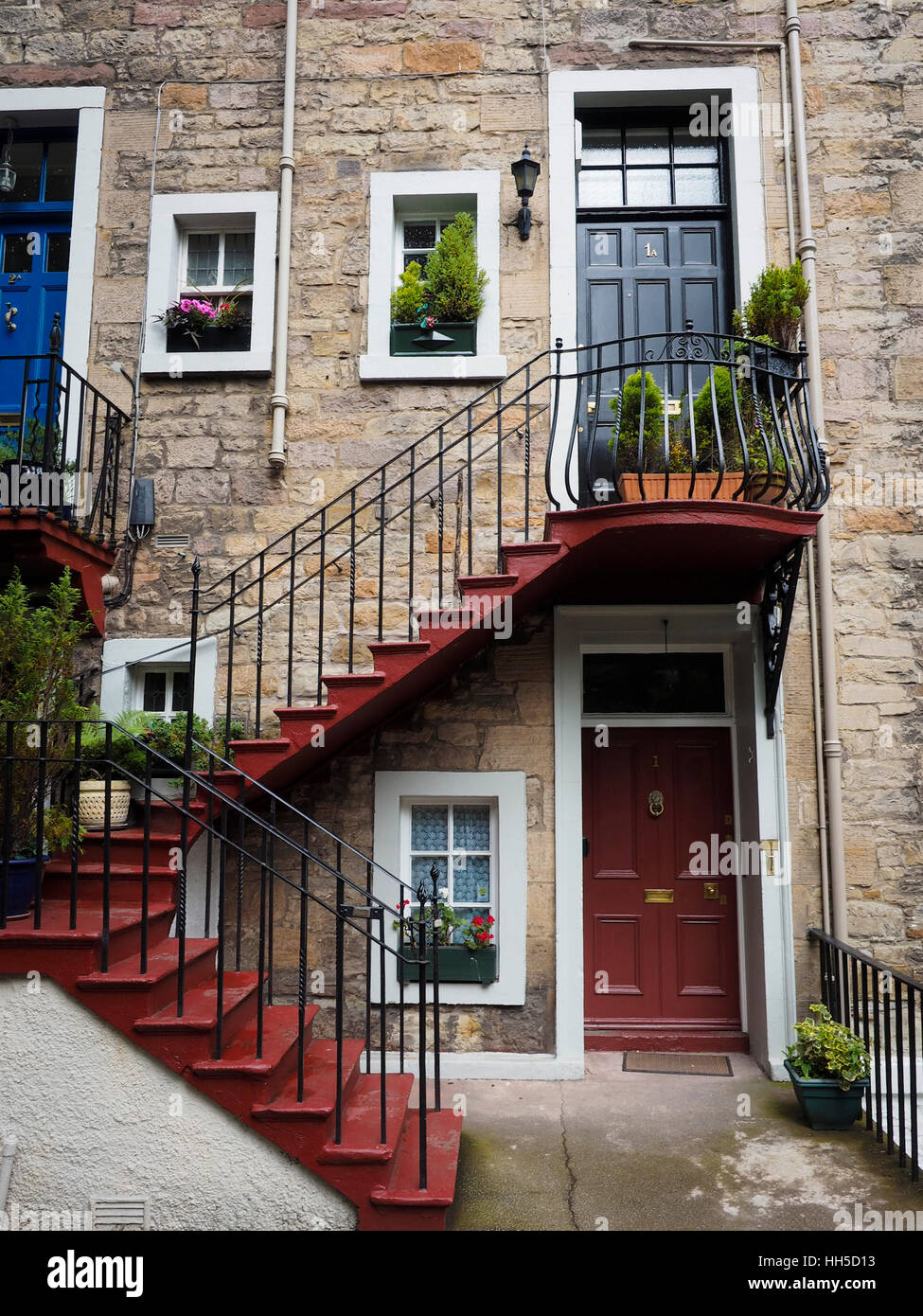 Haus mit Treppe in Edinburgh Stock Photo