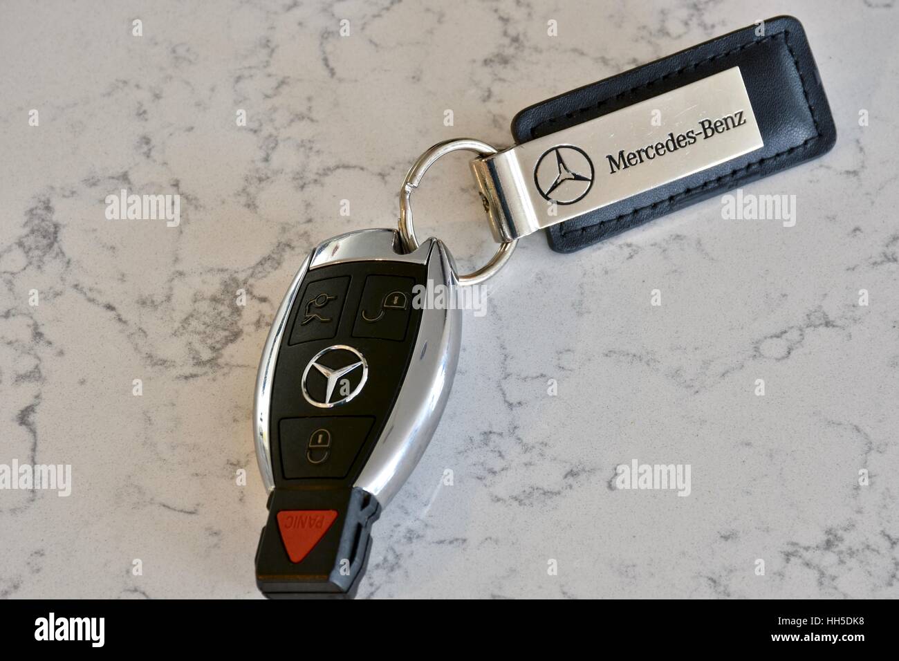 85-0102 Mercedes-Benz Key ring vintage star | Millers Mercedes Benz Parts