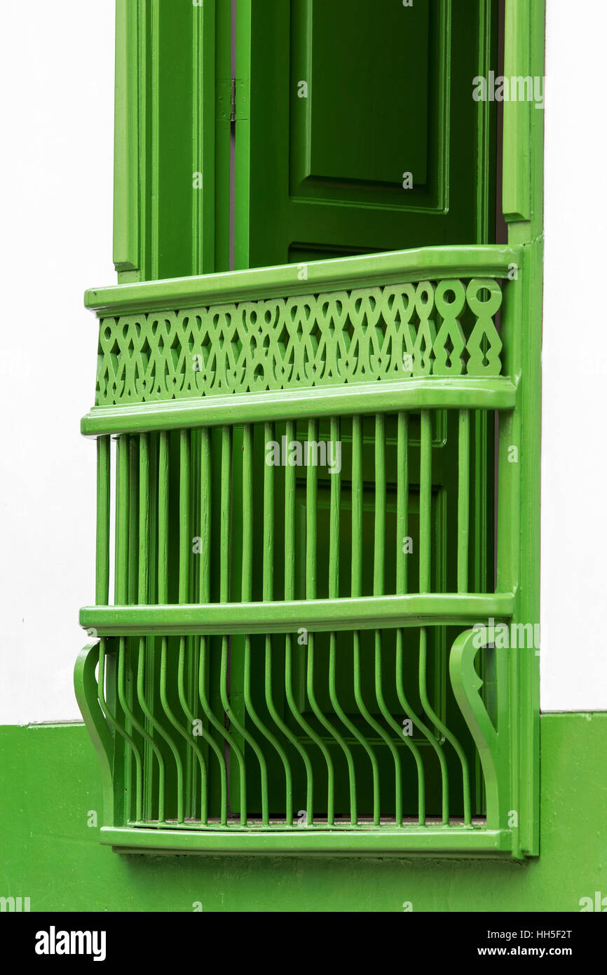 Closeup balcony railing hi-res stock photography and images - Alamy