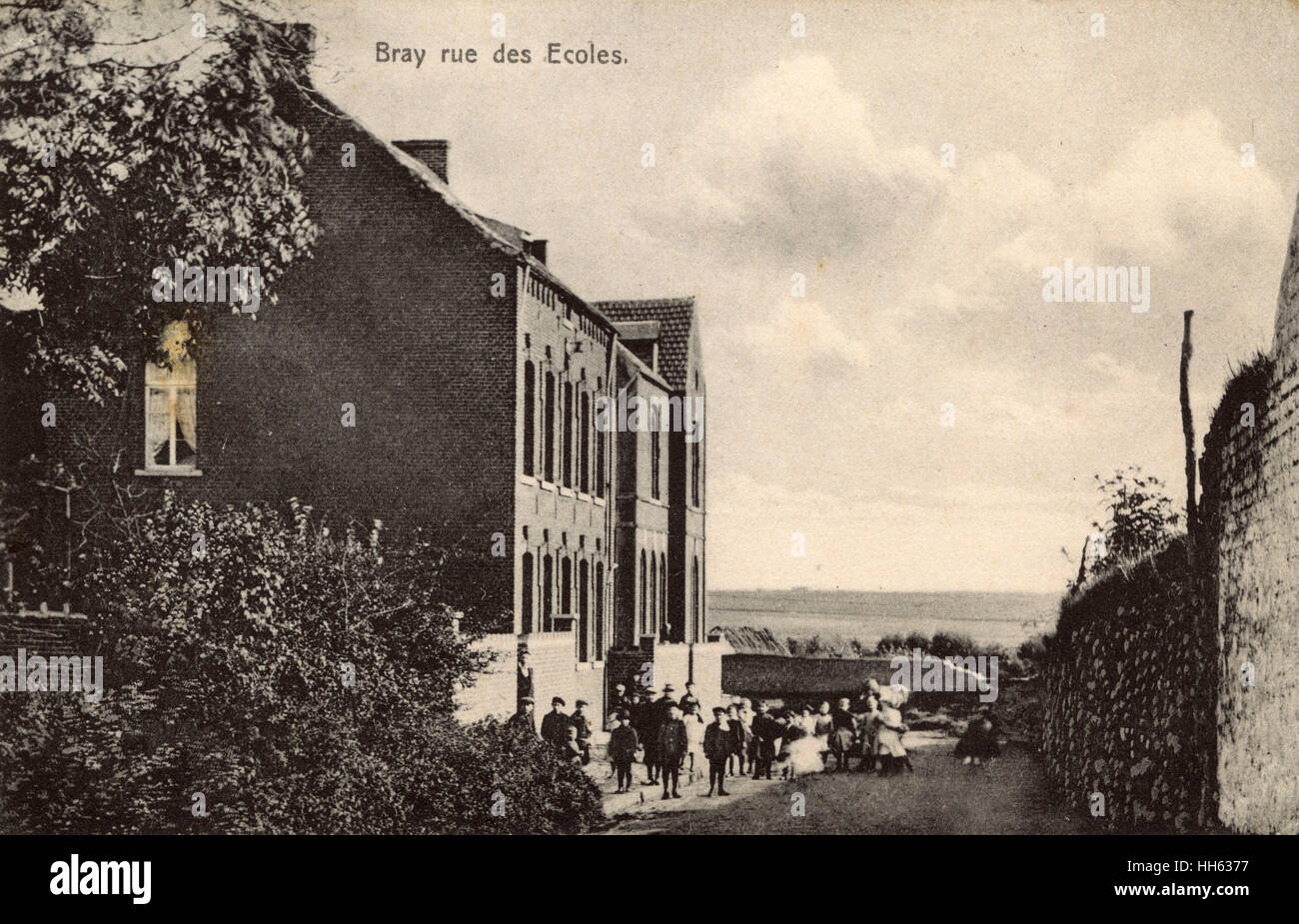 BraysurSeine, France Rue des Ecoles Stock Photo Alamy