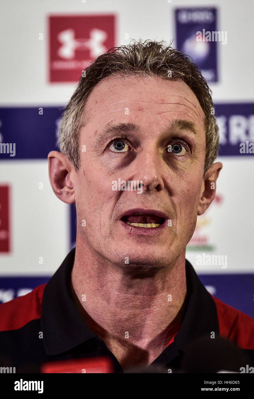 Rob Birchall Rugbyu wales hi-res stock photography and images - Alamy