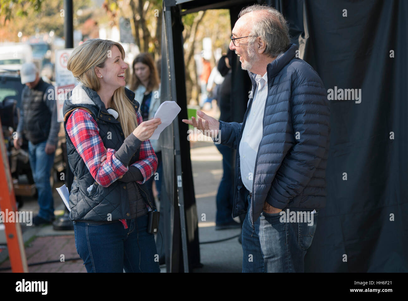 RELEASE DATE: November 18, 2016 TITLE: The Edge of Seventeen STUDIO: Sony Pictures DIRECTOR: Kelly Fremon Craig PLOT: High-school life gets even more unbearable for Nadine when her best friend, Krista, starts dating her older brother STARRING: James L. Brooks, Kelly Fremon Craig on set (Credit: © Sony Pictures/Entertainment Pictures) Stock Photo