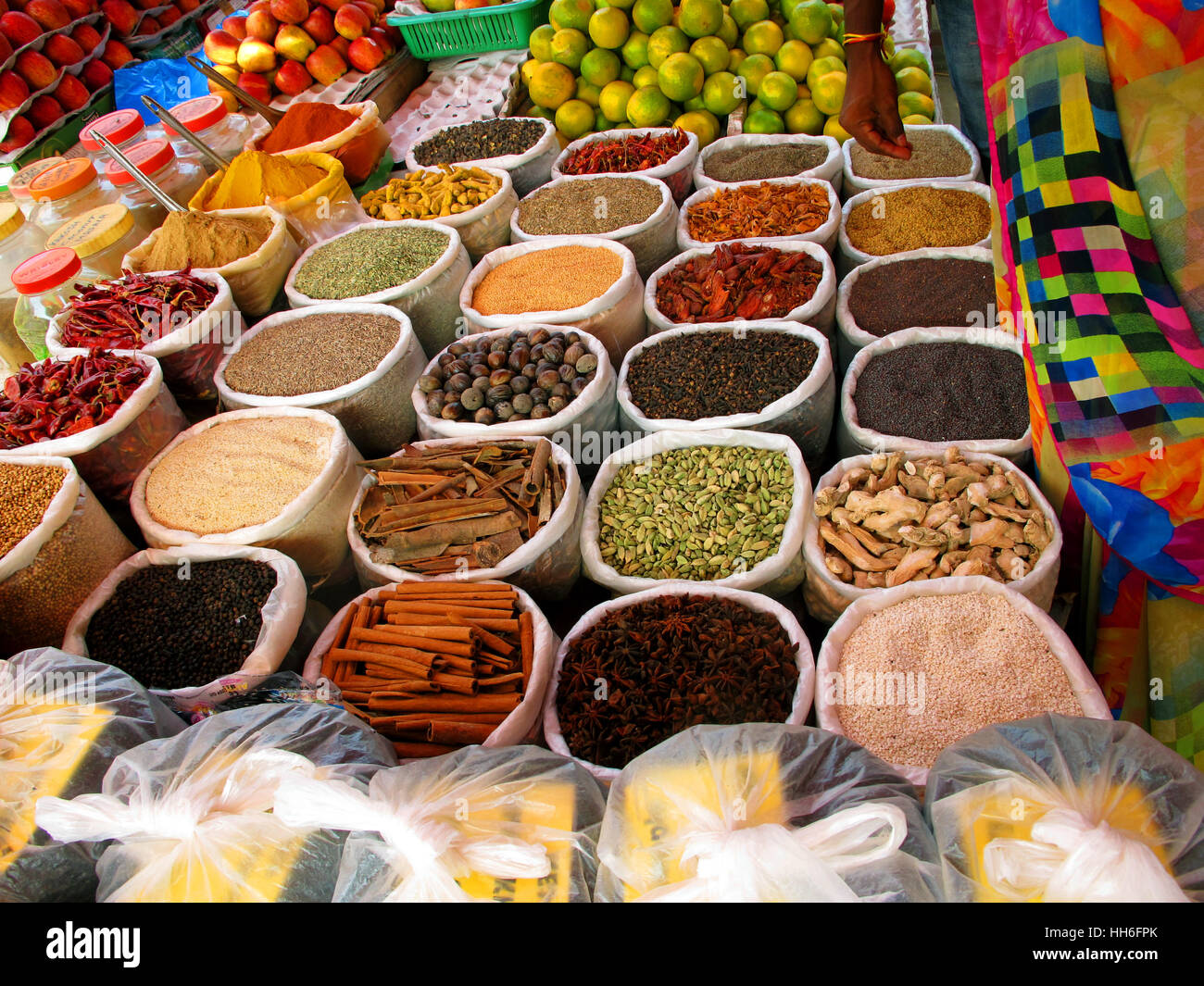 Saffron pepper flavored hi-res stock photography and images - Alamy