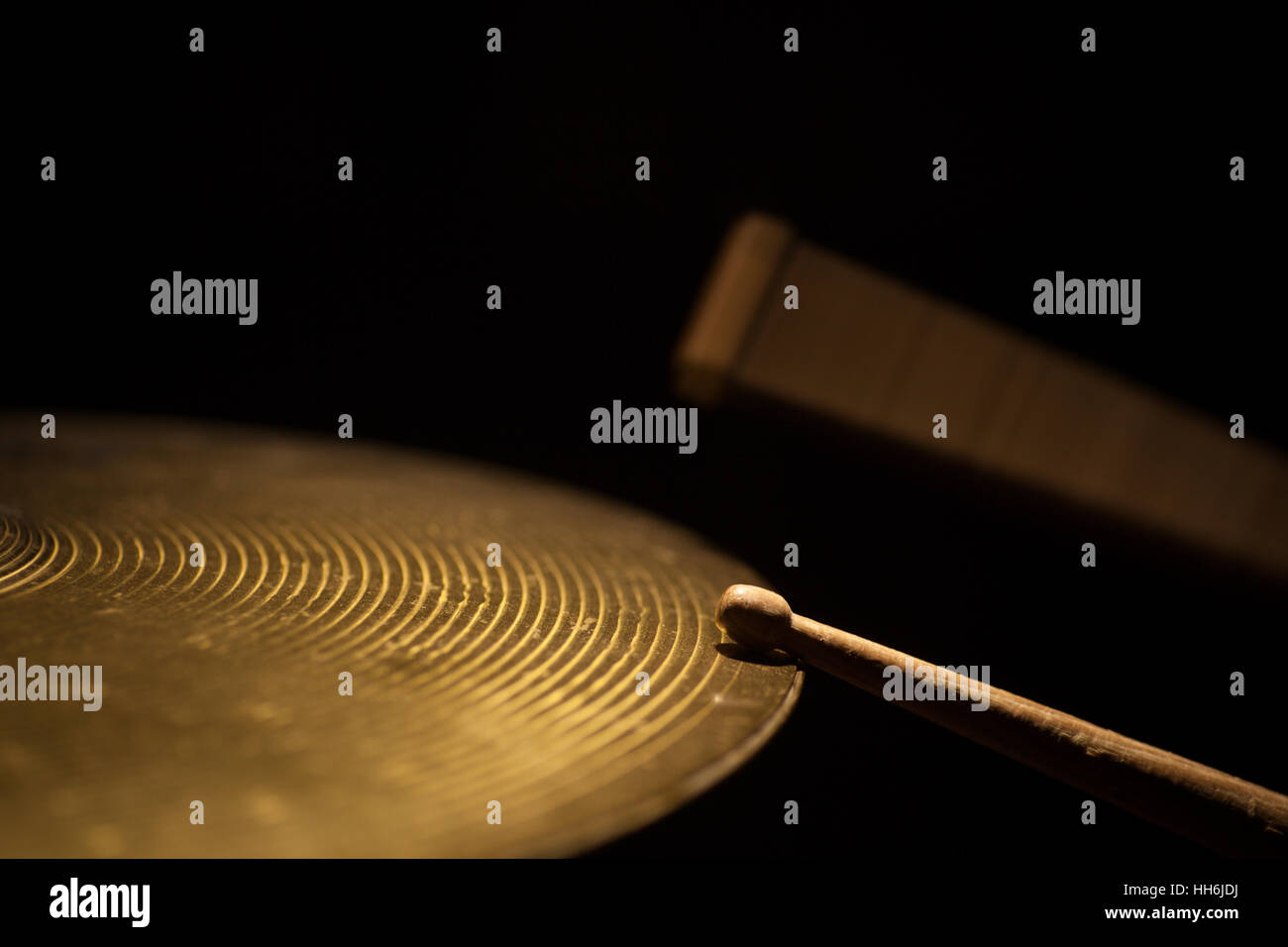 Sticks hitting hi-res stock photography and images - Alamy