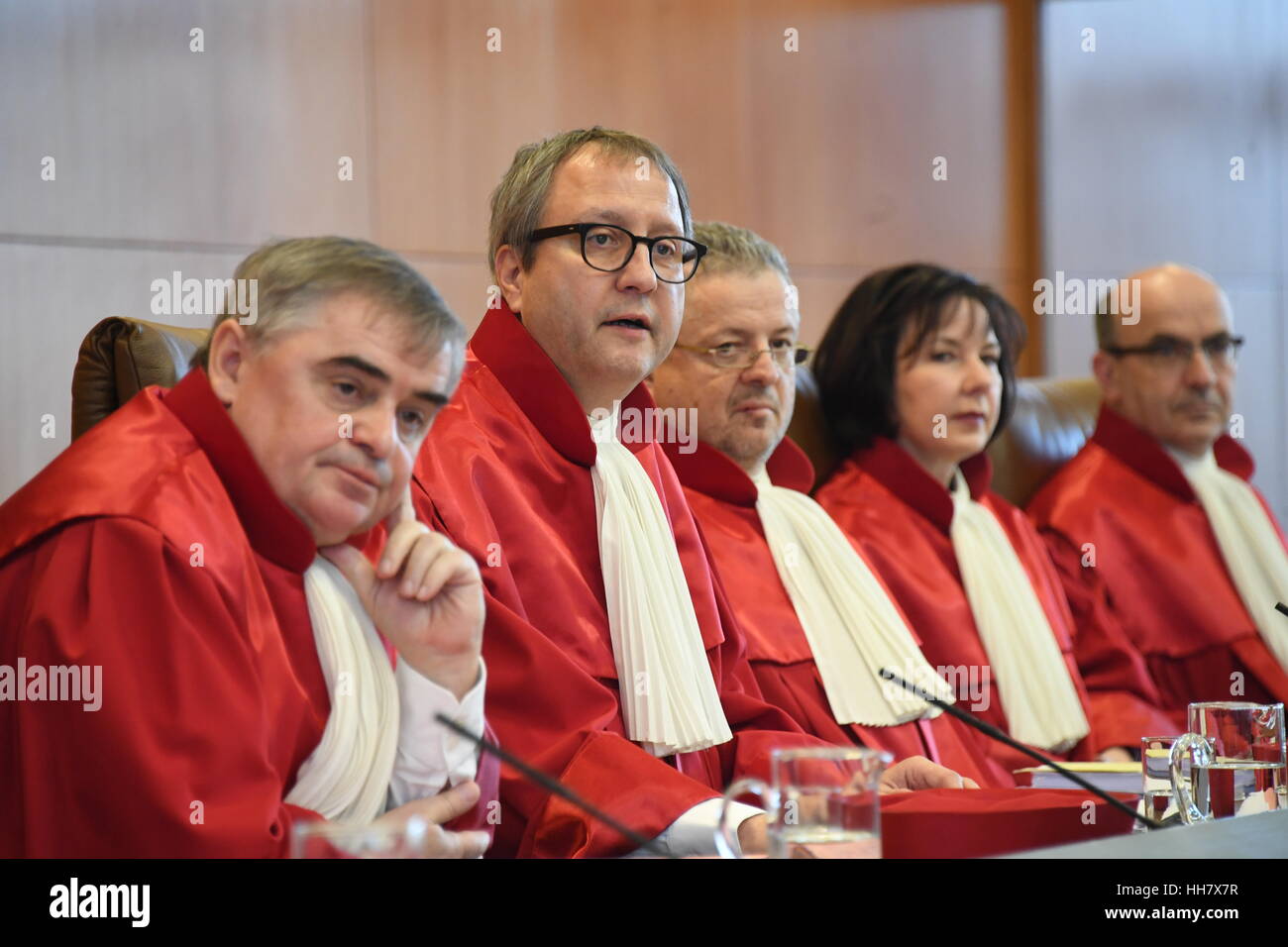 Judges L R High Resolution Stock Photography And Images Alamy