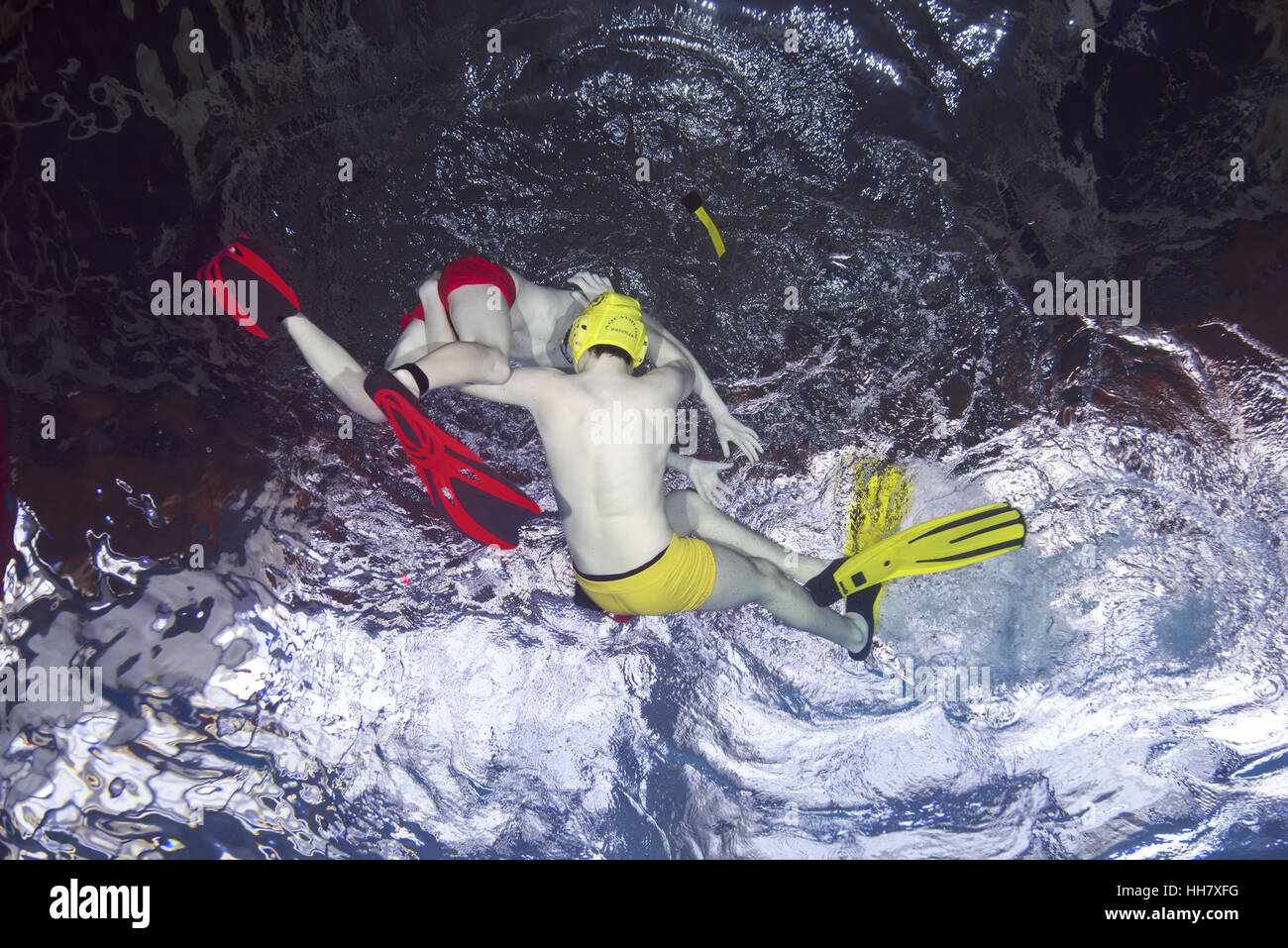 Underwater wrestling hires stock photography and images Alamy