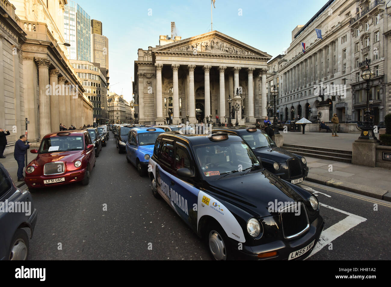 Bank, London, UK. 17th Jan, 2017. Black cab drivers stage a demo in Bank over plans to ban cars and cabs from the area. Credit: Matthew Chattle/Alamy Live News Stock Photo
