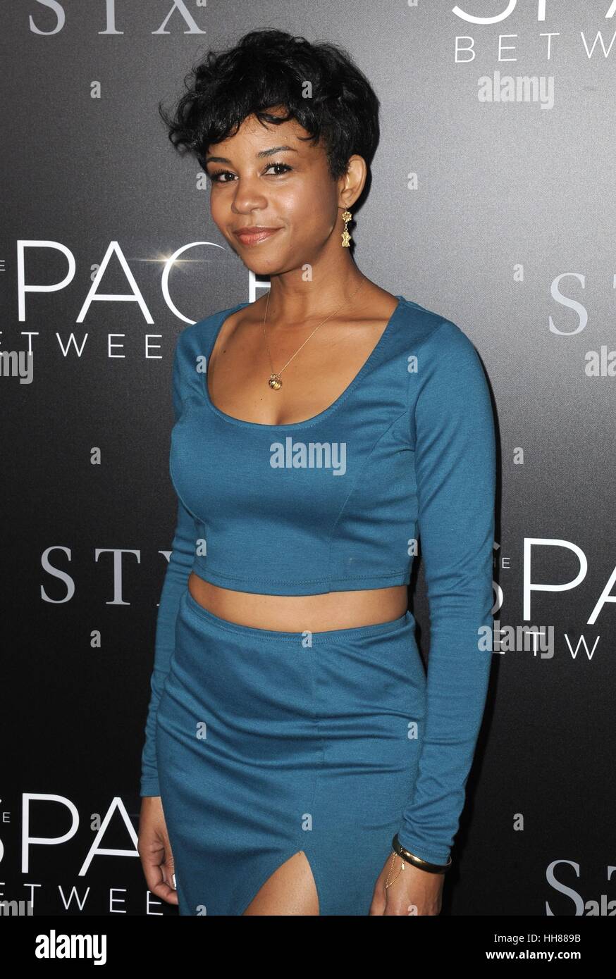Los Angeles, CA, USA. 17th Jan, 2017. Aasha Davis at arrivals for THE