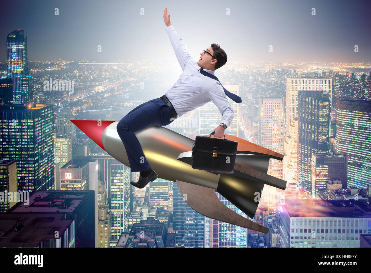 Hurrying man. Скоростной интернет иллюстрация. Парень на пробежке. Энергичный мужчина. Скоростной интернет реклама.