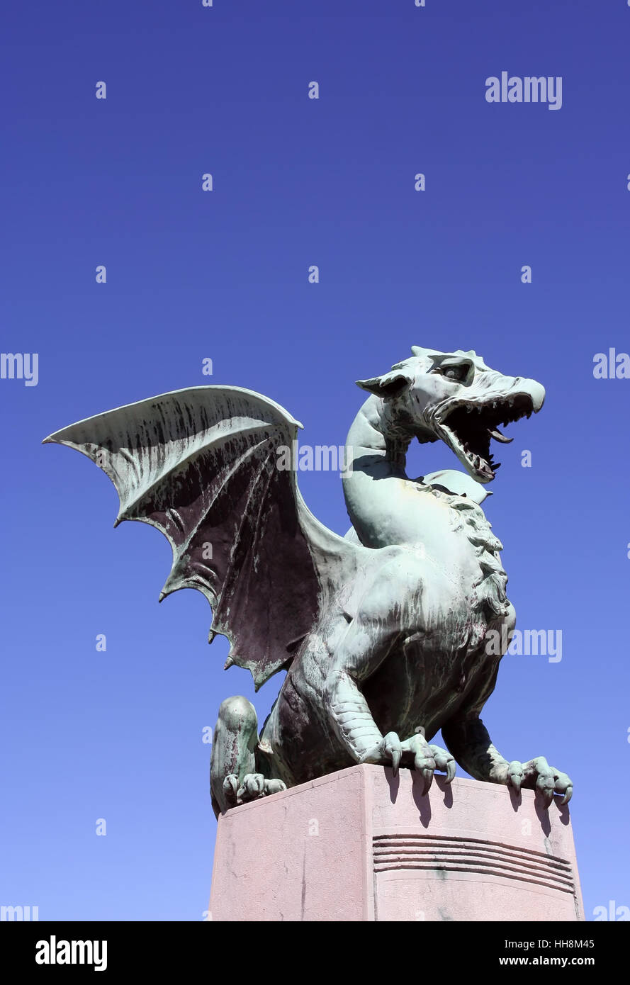 Stone made Dragon sculpture. Dragon statue Stock Photo Alamy